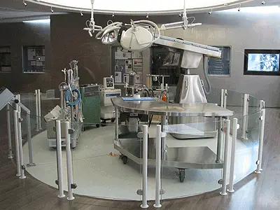 A surgical nerd’s dream: Touring the Michael E. DeBakey library and museum